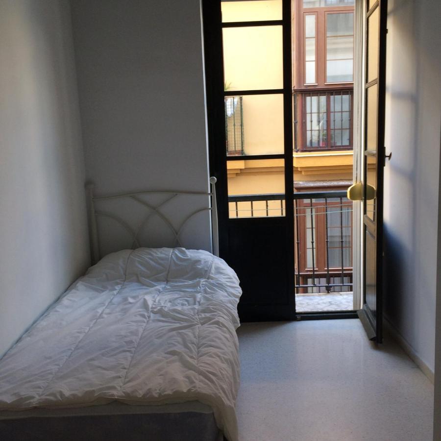 Apartamento Muy Bien Situado En El Centro De Cadiz Y Al Lado De La Playa מראה חיצוני תמונה