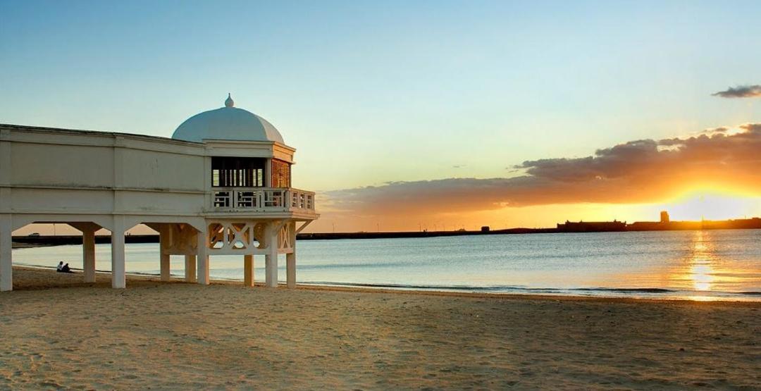 Apartamento Muy Bien Situado En El Centro De Cadiz Y Al Lado De La Playa מראה חיצוני תמונה